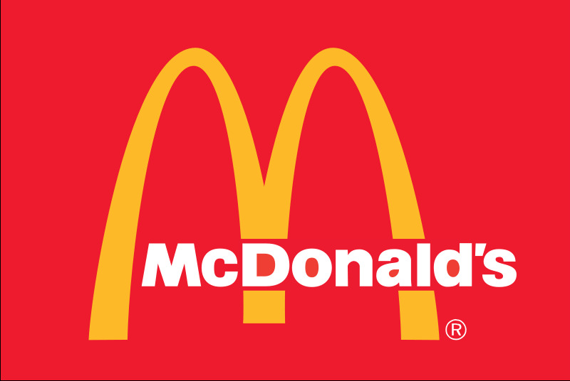飲食店　マクドナルド　京橋店（飲食店）まで621m