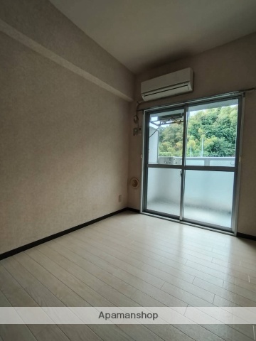 ガーデンプレイス伍番館の居間写真