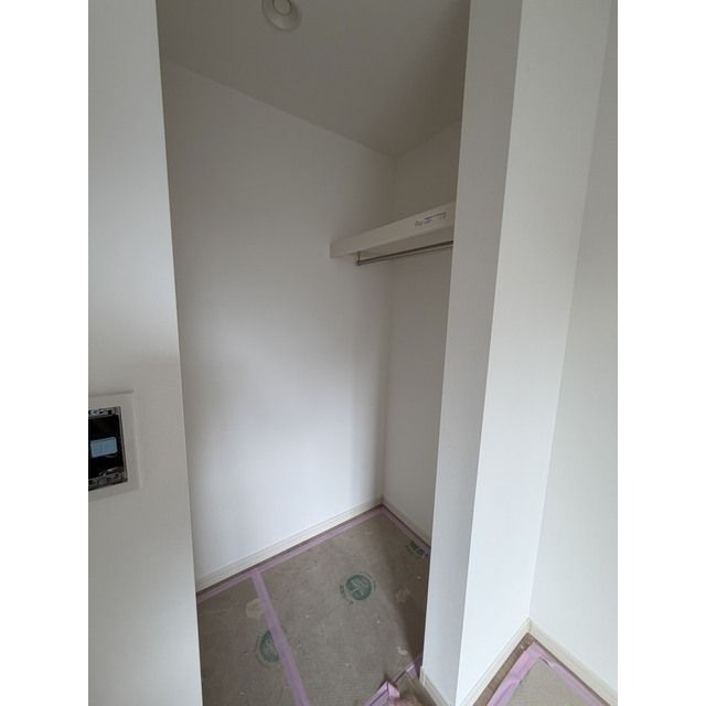 Rooms万代5の内装写真