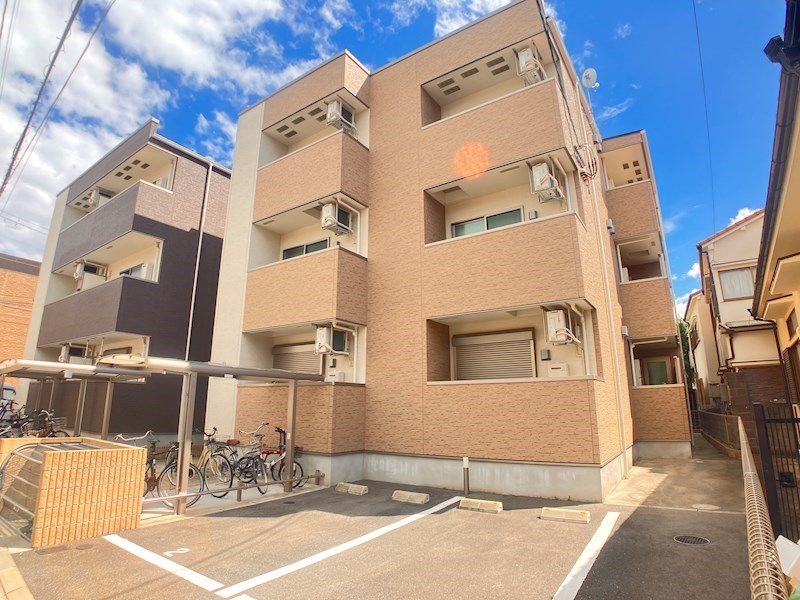 フジパレス塚口本町1番館の外観写真