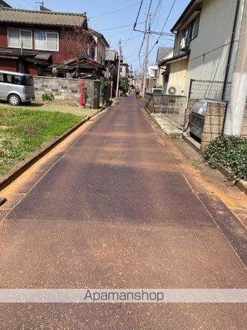 その他　前面道路（その他）まで0m