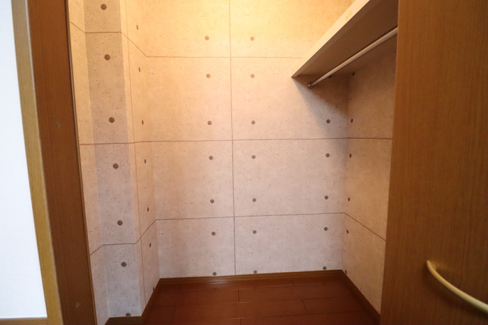 収納　ウォークインクローゼット