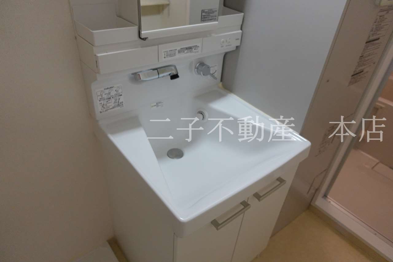 ウィンクルム東古松 A棟の内装写真