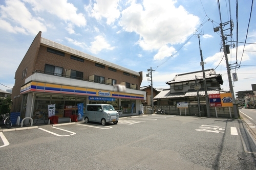 コンビニ　ミニストップさいたま上小店（コンビニ）まで450m