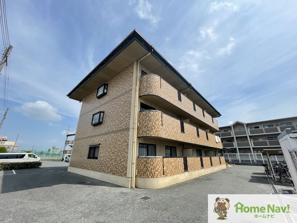 バルコニー　南向きで日当たり良好です。