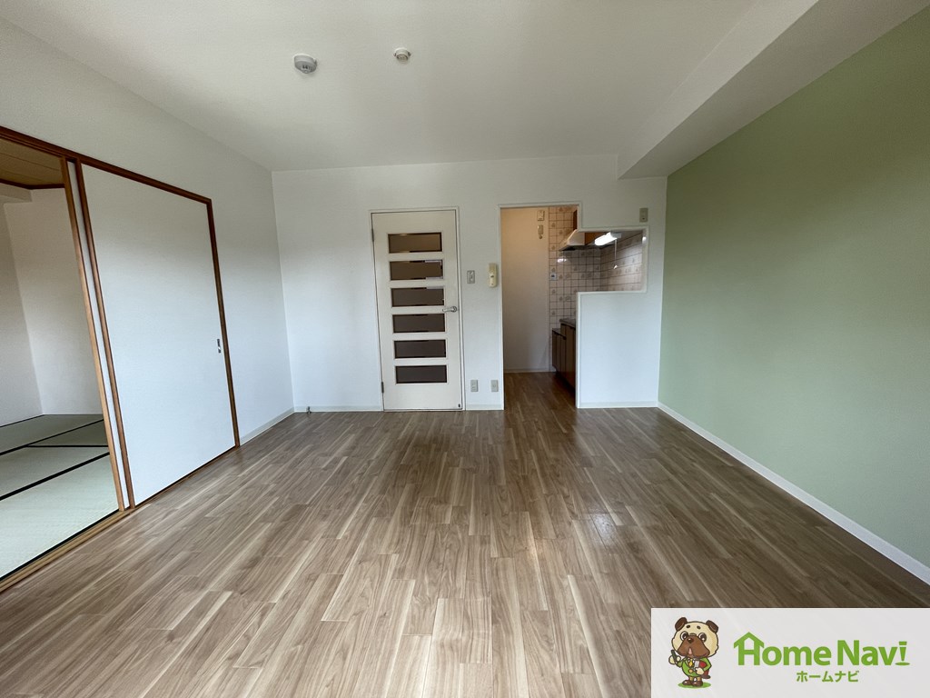 居室・リビング　明るいＬＤＫ