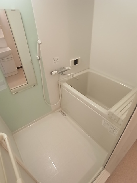 バス・シャワールーム　バスルーム