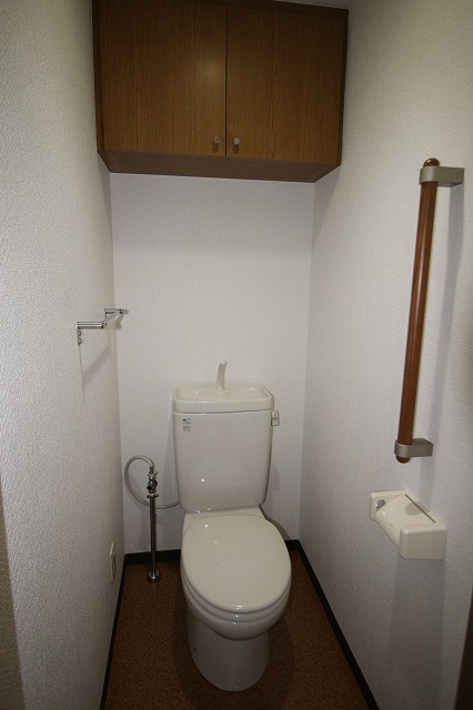 トイレ　別の部屋の写真です