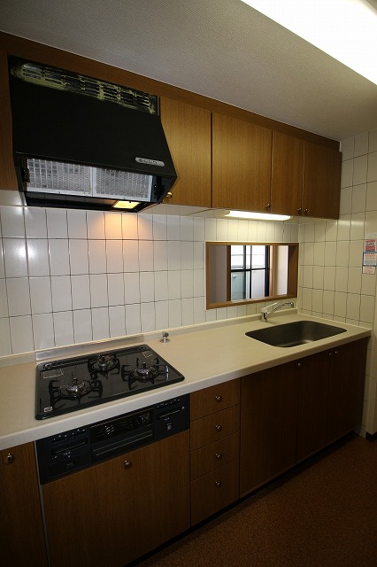 キッチン　別の部屋の写真です