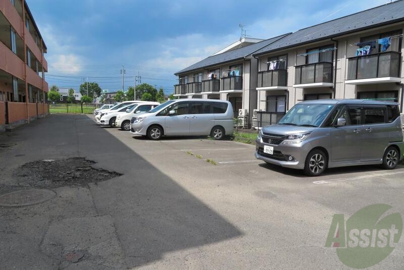 【仙台市太白区大野田のマンションの駐車場】