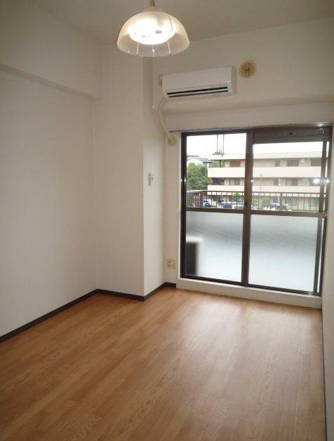 居室・リビング　お部屋はこんな感じです。