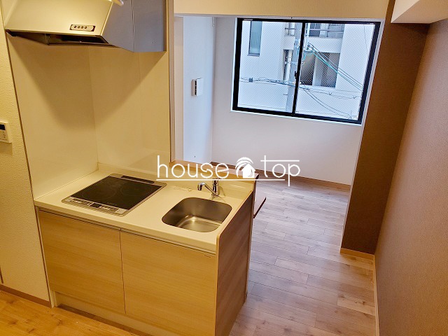 居室・リビング　日当たりの良いリビング