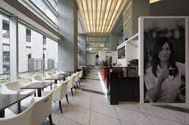 飲食店　セガフレード・ザネッティ・エスプレッソ六本木ティーキューブ店（飲食店）まで406m