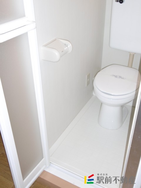 トイレ　写真は別部屋