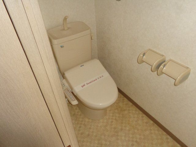 【半田市上池町のアパートのトイレ】