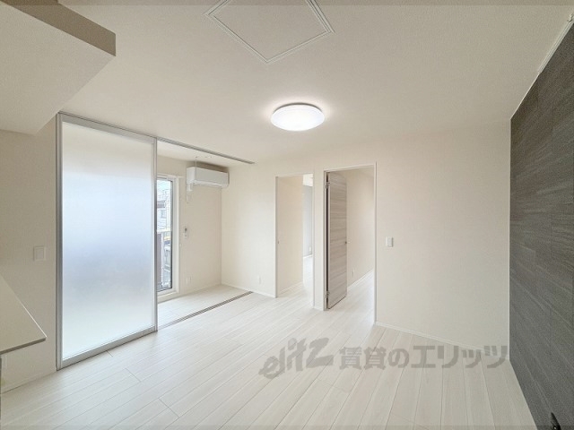 居室・リビング　リビング