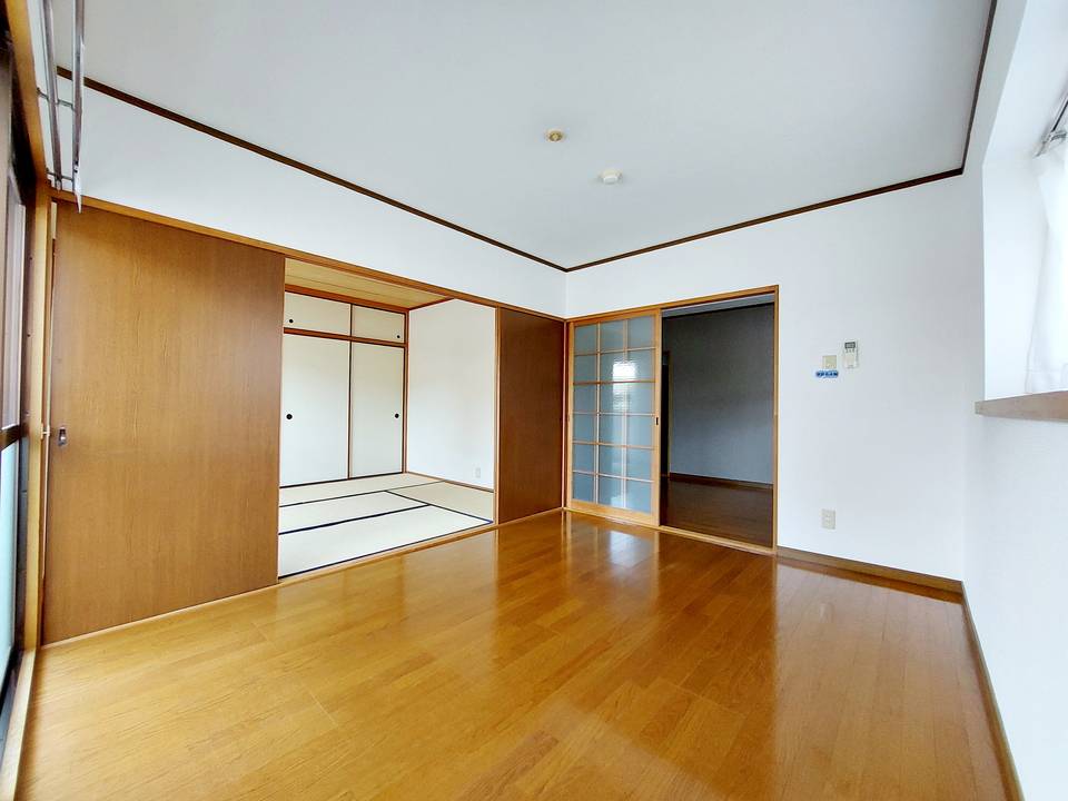 居室・リビング　リビング