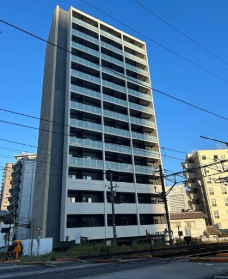 【広島市東区上大須賀町のマンションの建物外観】