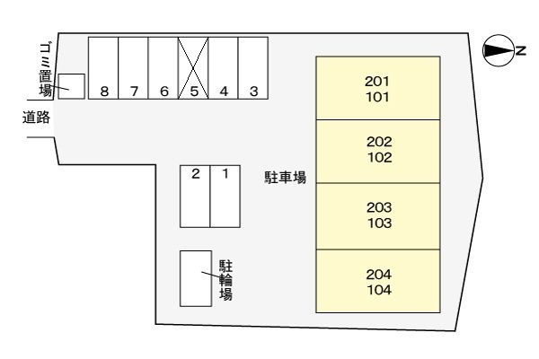 【コンフォール・サトの駐車場】