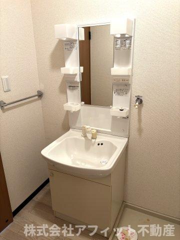 洗面設備　洗髪洗面化粧台