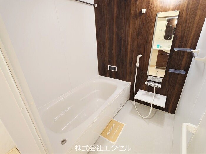 バス・シャワールーム　追い炊き機能付きです。