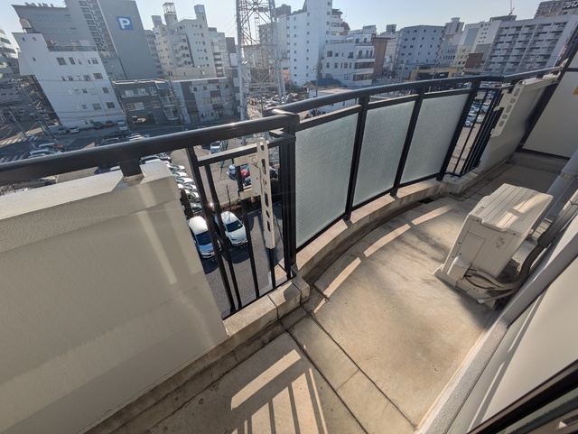 バルコニー　南向きで日当たり良好です