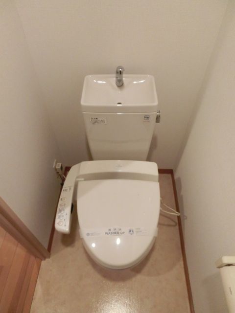 トイレ　ウォシュレット