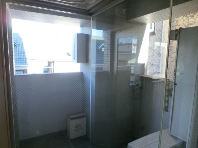 バルコニー　閑静な住宅街