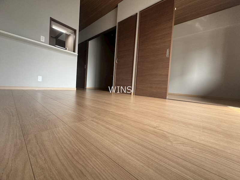 居室・リビング　別部屋参考写真です。