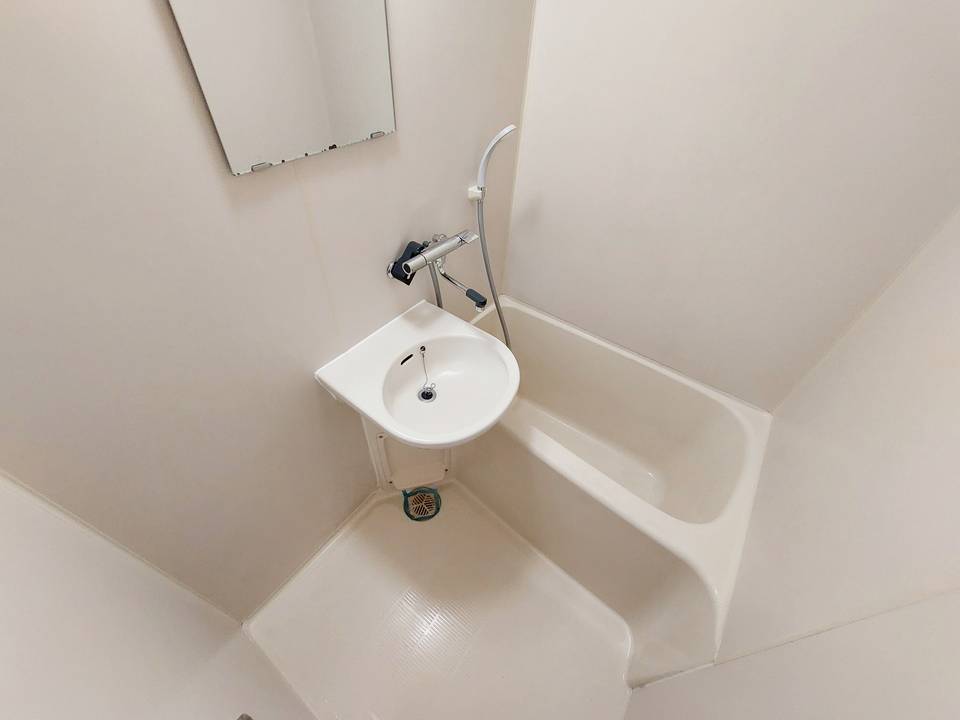 バス・シャワールーム　浴室