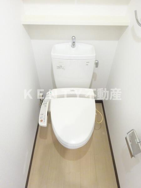 トイレ　コンパクトで使いやすいトイレです