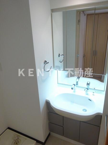 洗面設備　広い洗面スペース