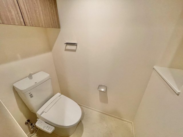 トイレ　※別部屋参考写真