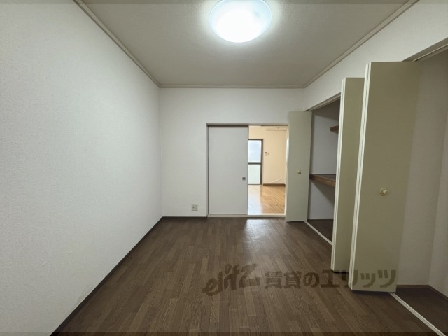 居室・リビング　洋室