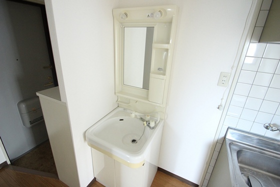 洗面設備　※別部屋の写真です