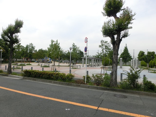 公園　新高中央公園（公園）まで1490m