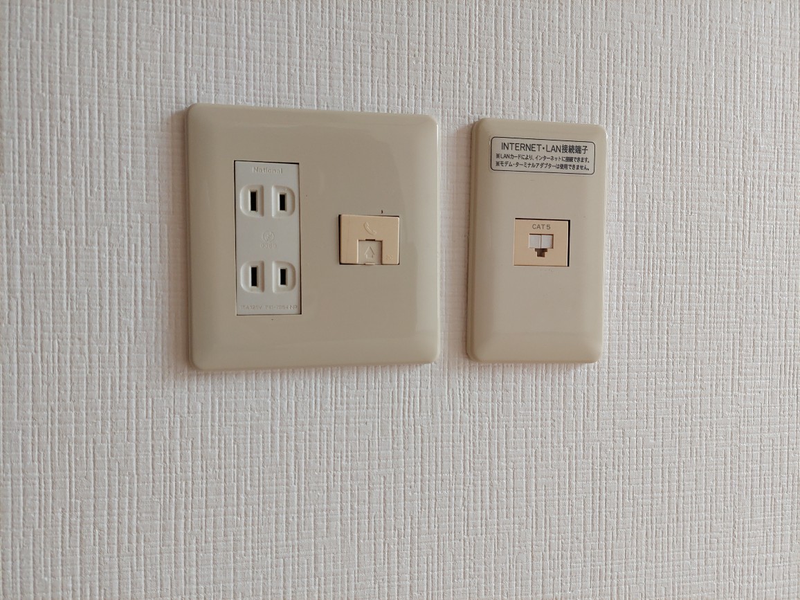 その他　インターネットLANジャック