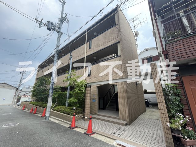 建物外観　外観は落ち着いています