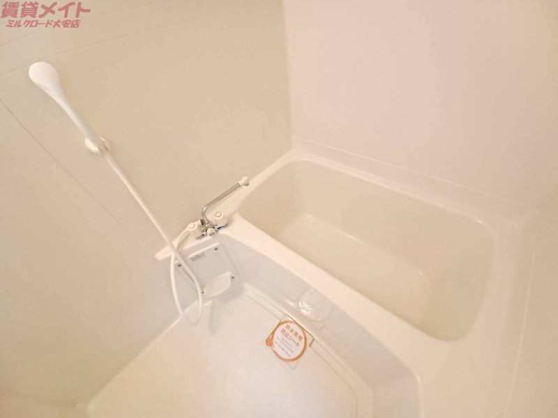 バス・シャワールーム　同型参考写真