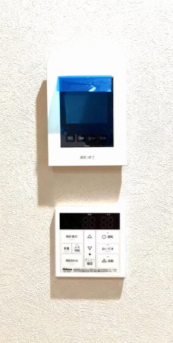 セキュリティ　TVインターホン。来訪者の顔を見れて安心です！！