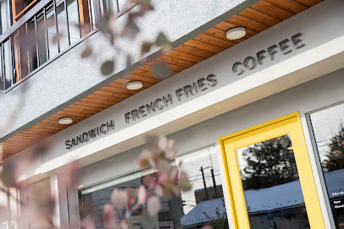 飲食店　couleur kitaroku（飲食店）まで550m