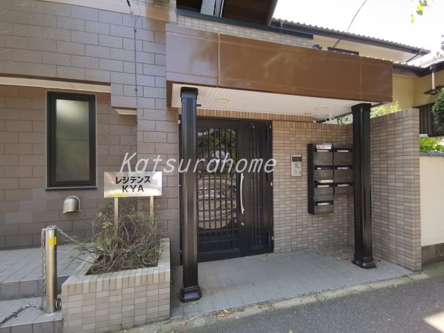 エントランス　清潔なエントランスです