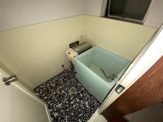 バス・シャワールーム　※別部屋の写真です