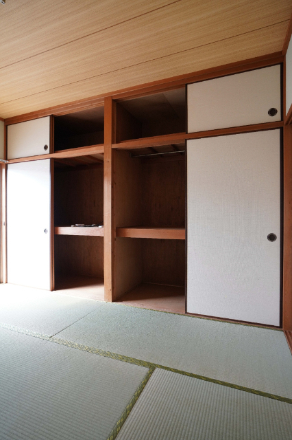 収納　同じ敷地別なお部屋