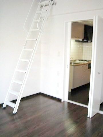 居室・リビング　★人気のロフト付きのお部屋です★