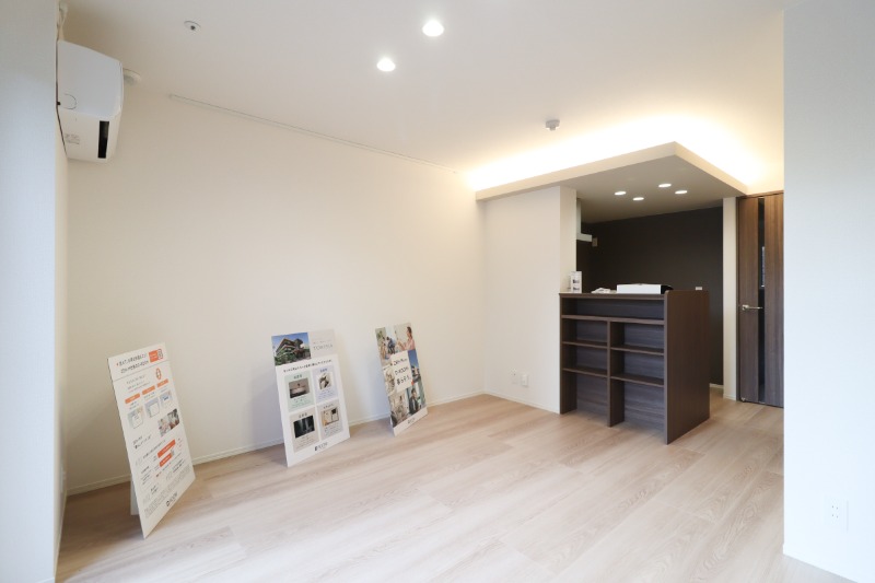 居室・リビング　図面と現状に相違がある場合には現状を優先