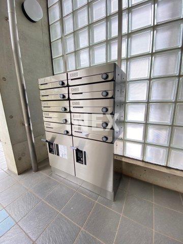 京急本線 生麦駅 徒歩16分 5階建 築28年の外観写真