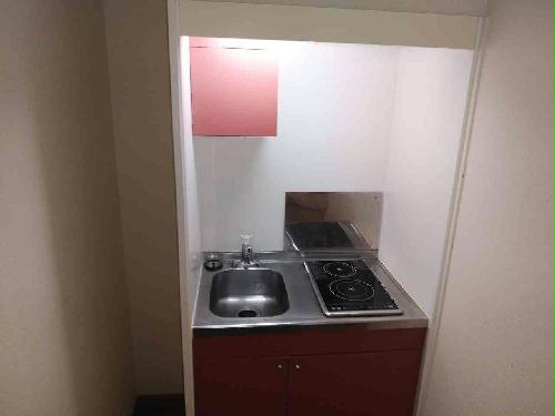 キッチン　設備・仕様は号室により異なる為、現況を優先致します。