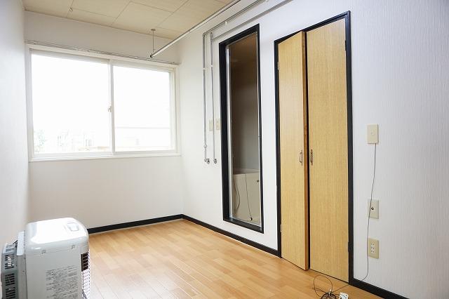 居室・リビング　リビング１