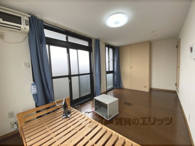 居室・リビング　洋室